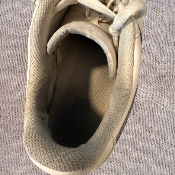 Nike White Airforce 1’s Vintage - Size 11.5 - Picture 7 of 11